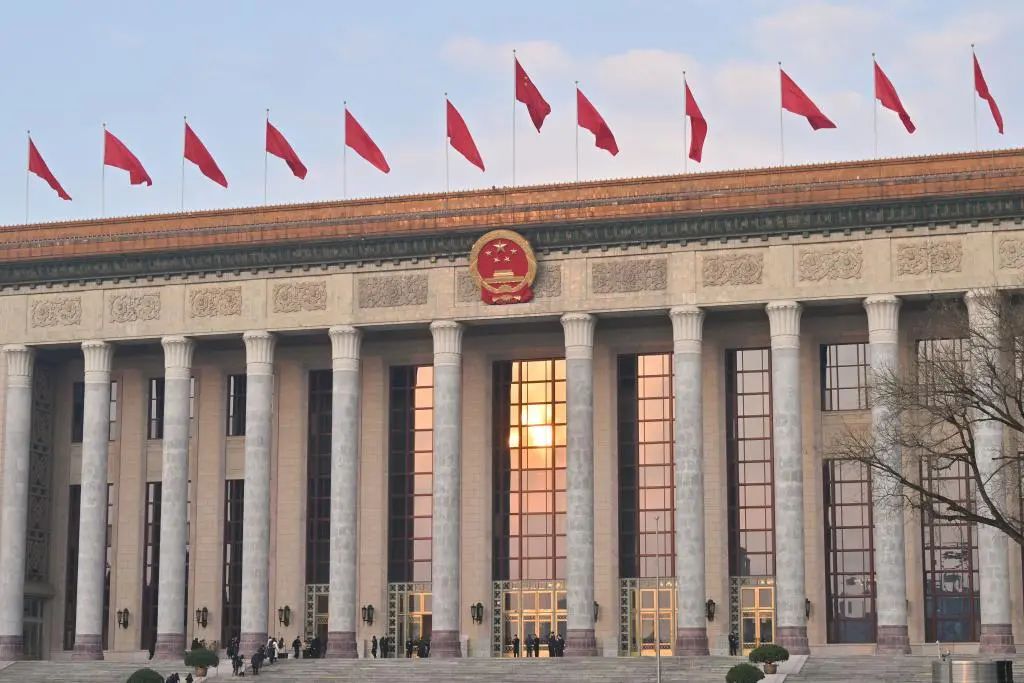 李強提到：新型儲能、“沙戈荒”、海上風(fēng)電